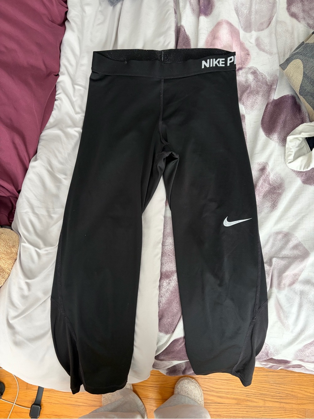 Nike Black Girls' Capri Athletic Leggings with White Swoosh